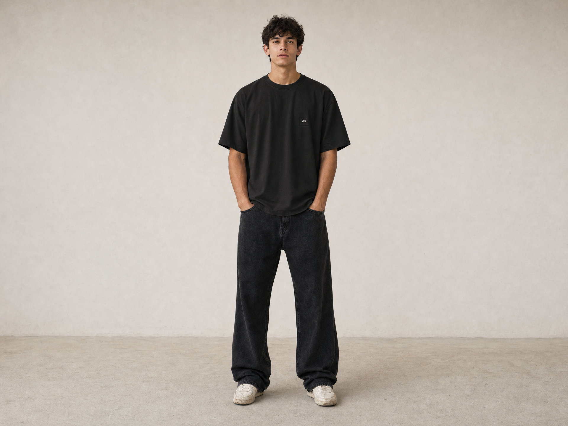 Z.A.R.A Tonal Patch Relaxed-Fit T-Shirt – Black