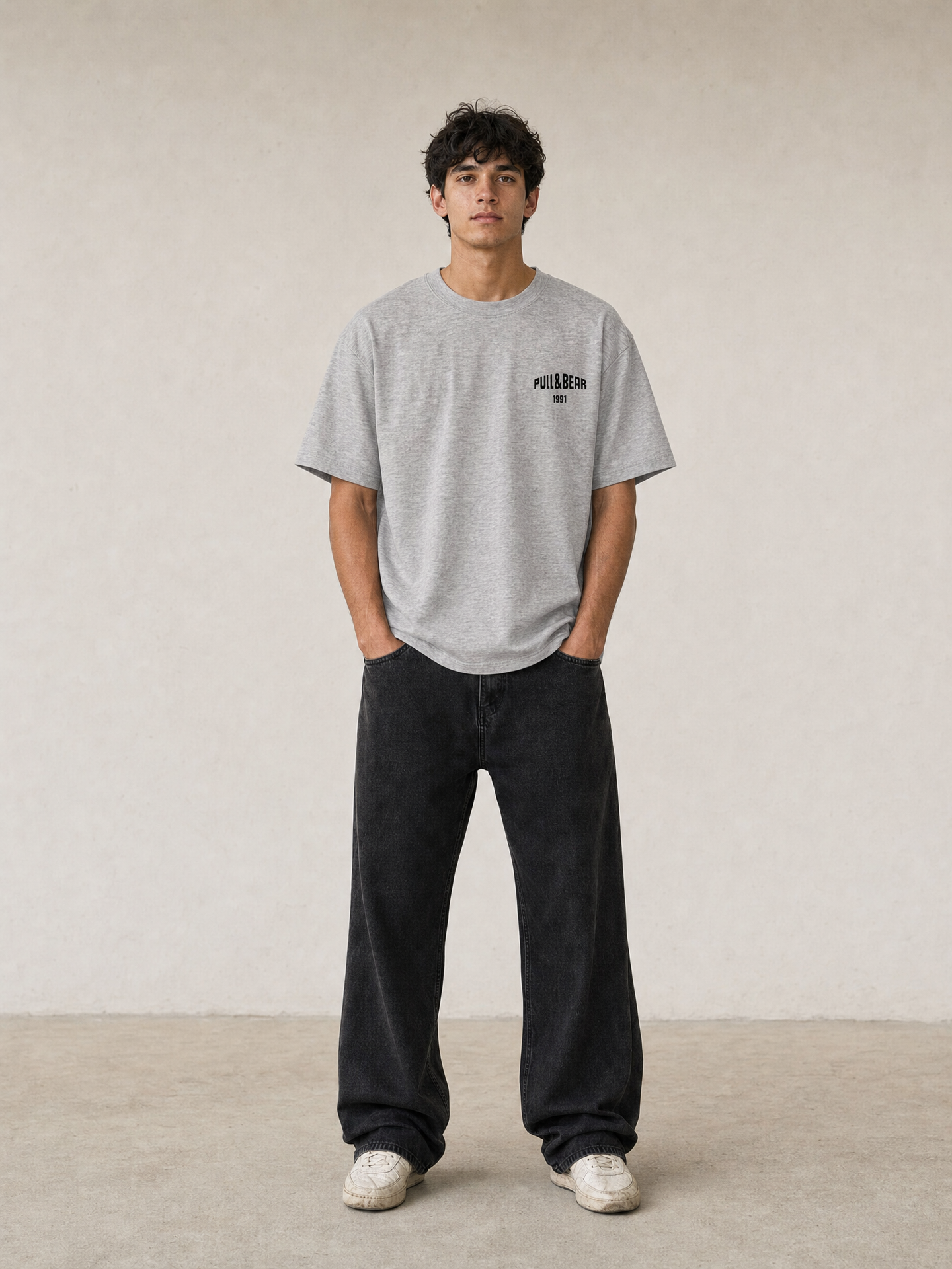 P.U.L.L & B.E.A.R 1991 Mini Logo T-Shirt – Light Grey