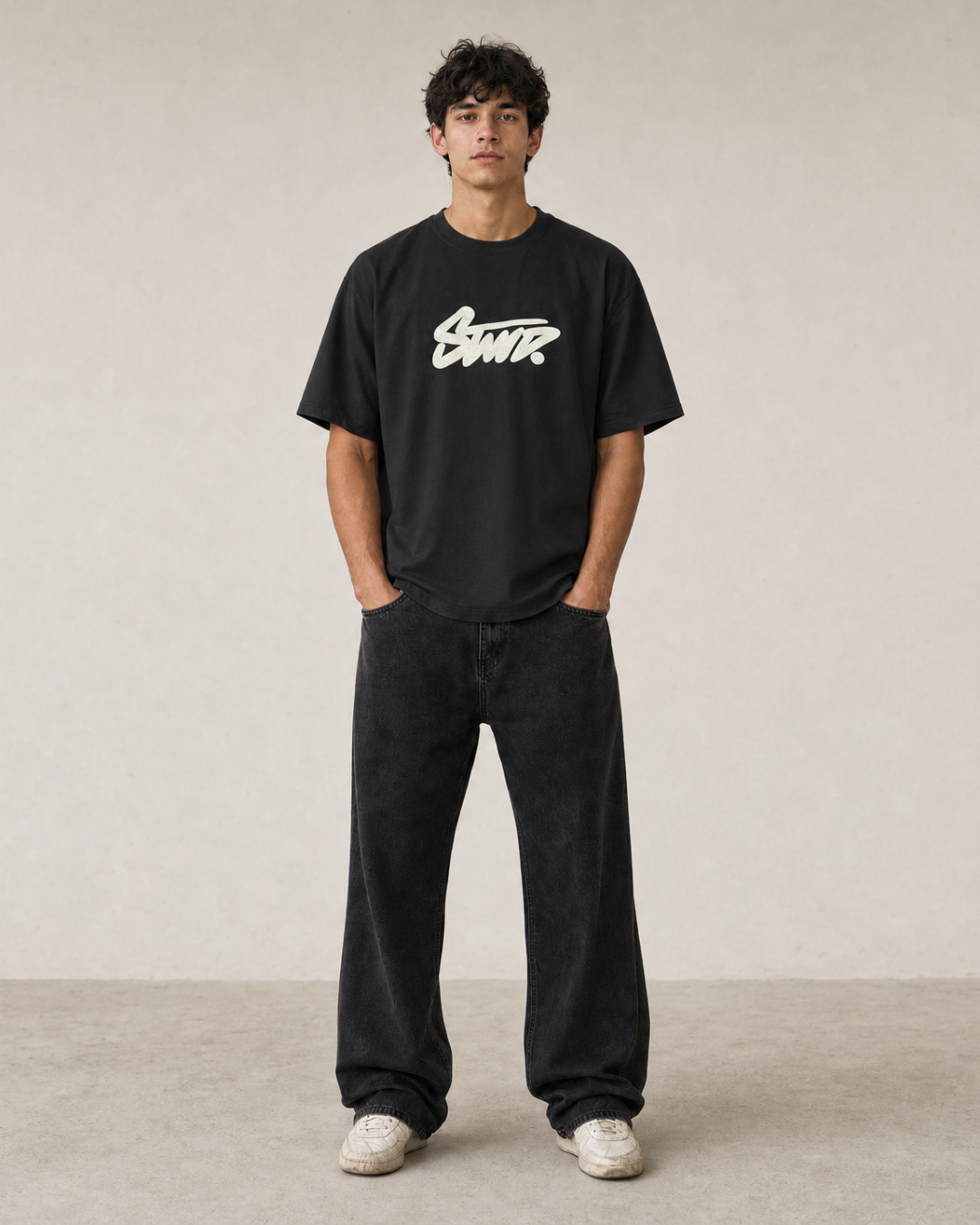 P.U.L.L & B.E.A.R STWD Contrast Logo T-Shirt – Black