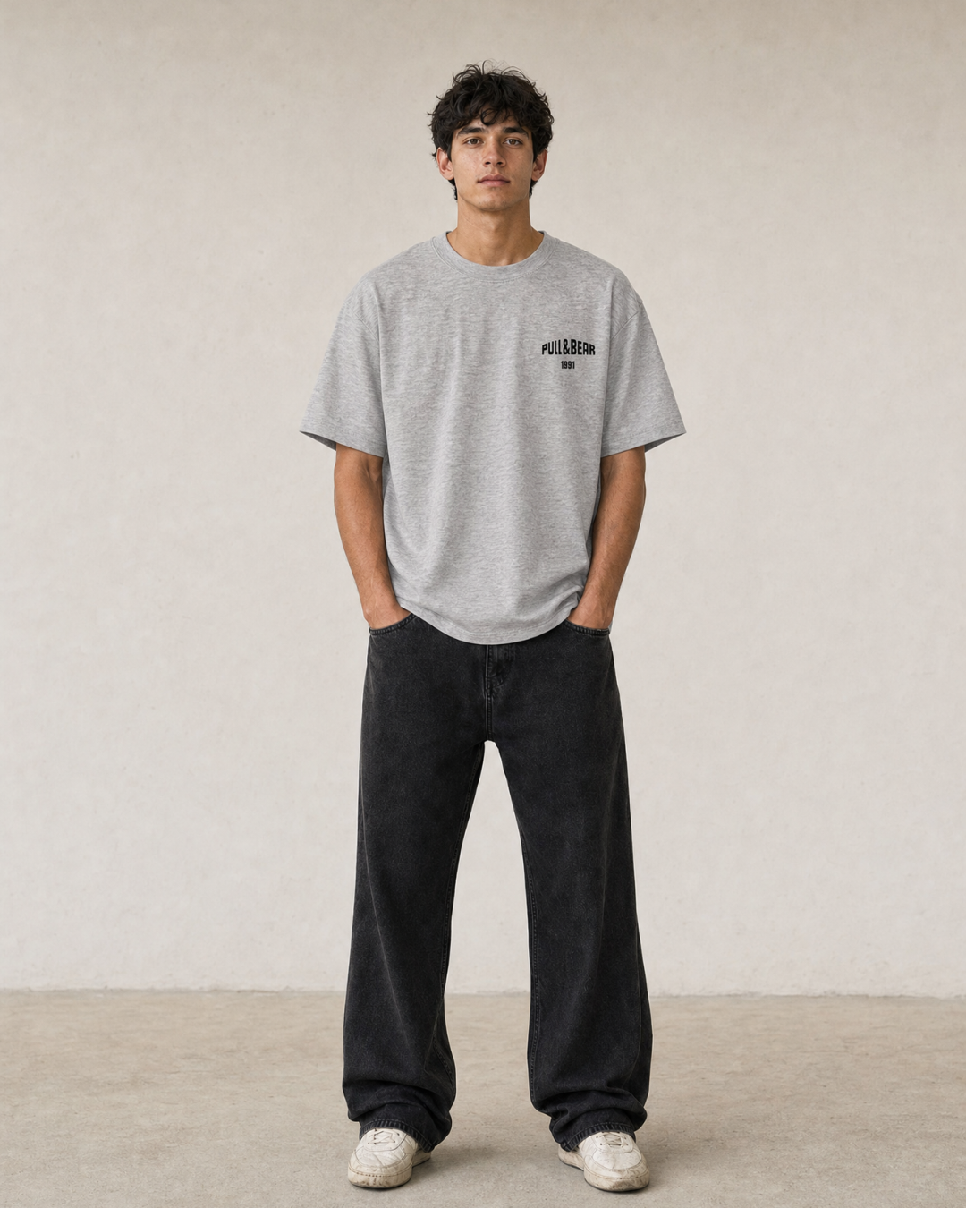 P.U.L.L & B.E.A.R 1991 Mini Logo T-Shirt – Light Grey